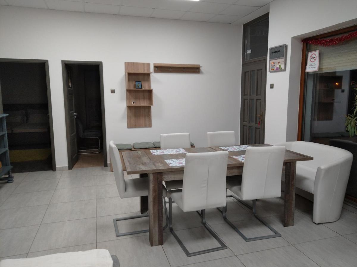 Silver Dream Apartmanhaz Дебрецен Екстер'єр фото